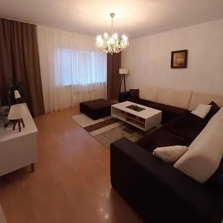 Emmi Apartment